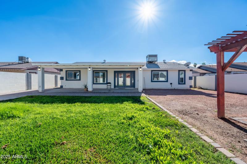 4046 E Hidalgo Ave Phoenix AZ 85040-8