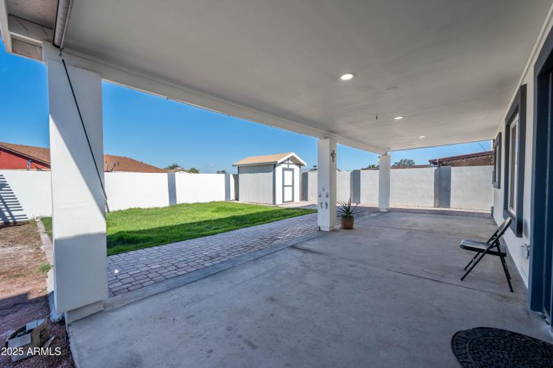 4046 E Hidalgo Ave Phoenix AZ 85040-11