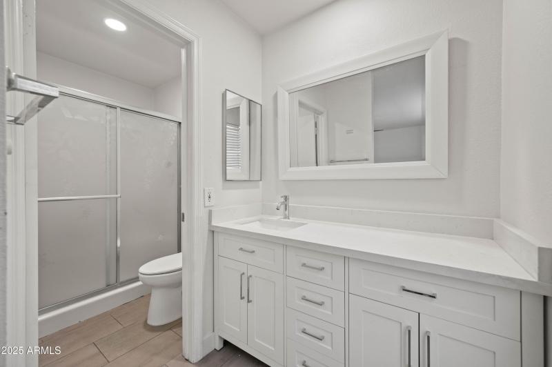 4046 E Hidalgo Ave Phoenix AZ 85040-21