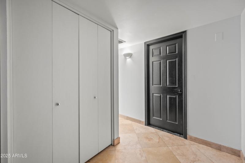 4046 E Hidalgo Ave Phoenix AZ 85040-26