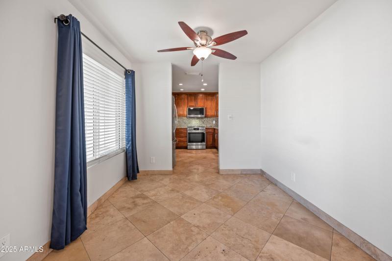 4046 E Hidalgo Ave Phoenix AZ 85040-44