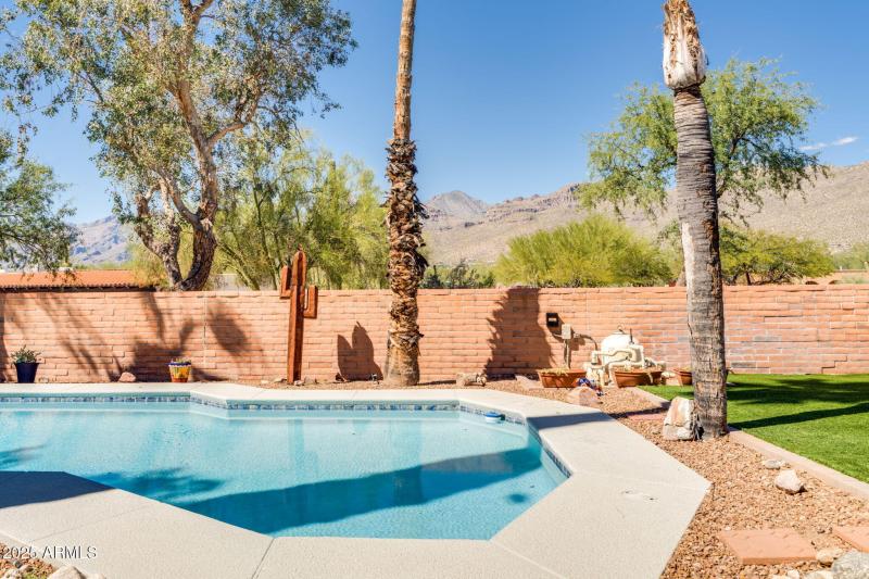 89-web-or-mls-Avenida De Pimeria Alta-70