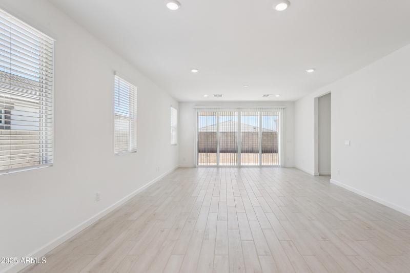 8-print-7377-w-buckhorn-trail-lot-1048