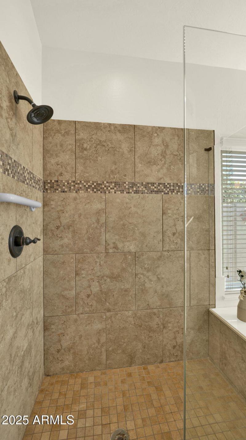 37-web-or-mls-P1310041