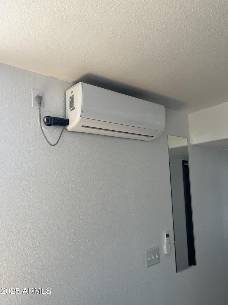 445 N Kilbright Mini Split