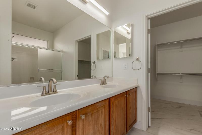 Primary bath with walk in closet