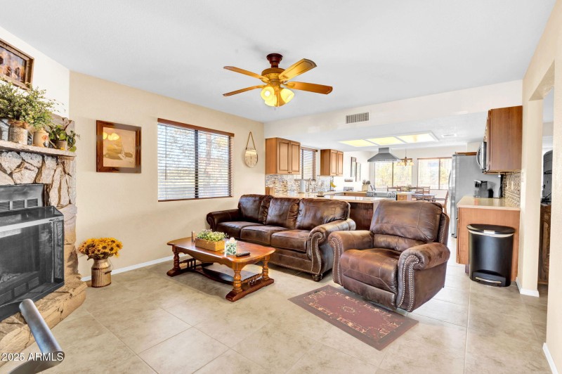 10-web-or-mls-4244 E Ashler Hill Dr-10