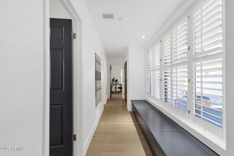 Secondary bedroom hall