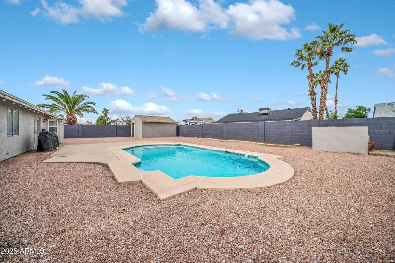 7138 W Cholla St-45