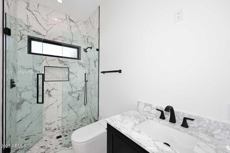 Guest House-2nd Bedroom Ensuite