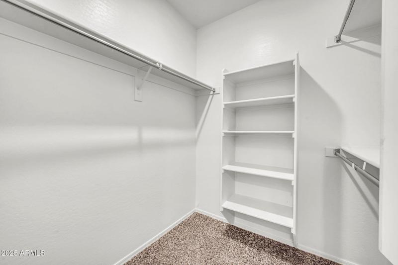 1737 E Desert Breeze Pl-11