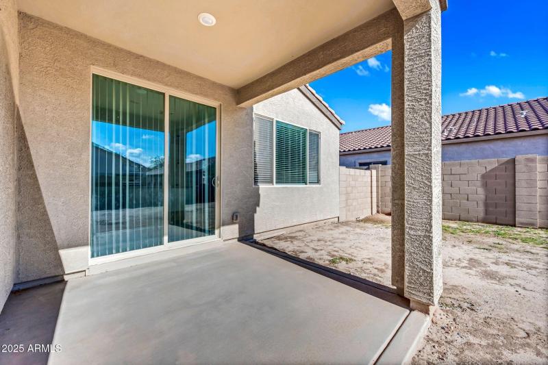 1737 E Desert Breeze Pl-22