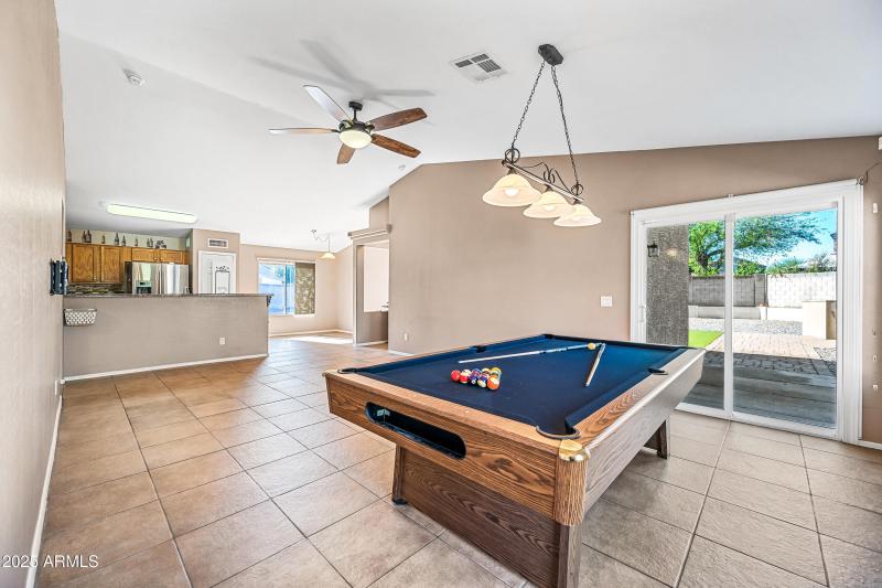 11-14022N127D-ocupix-SEQ