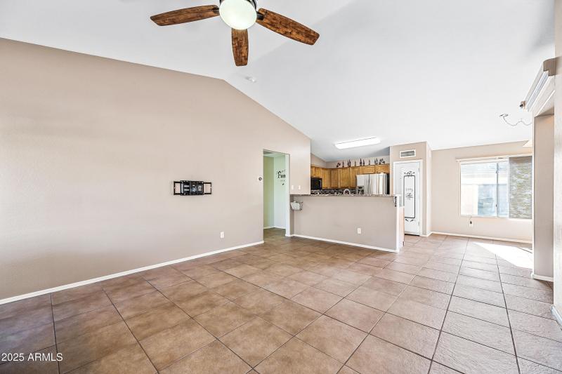 14-14022N127D-ocupix-SEQ