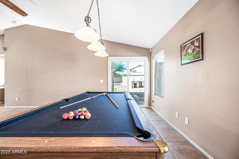 25-14022N127D-ocupix-SEQ