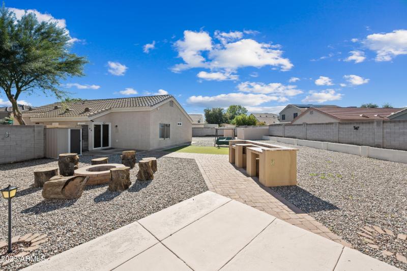 38-14022N127D-ocupix-SEQ