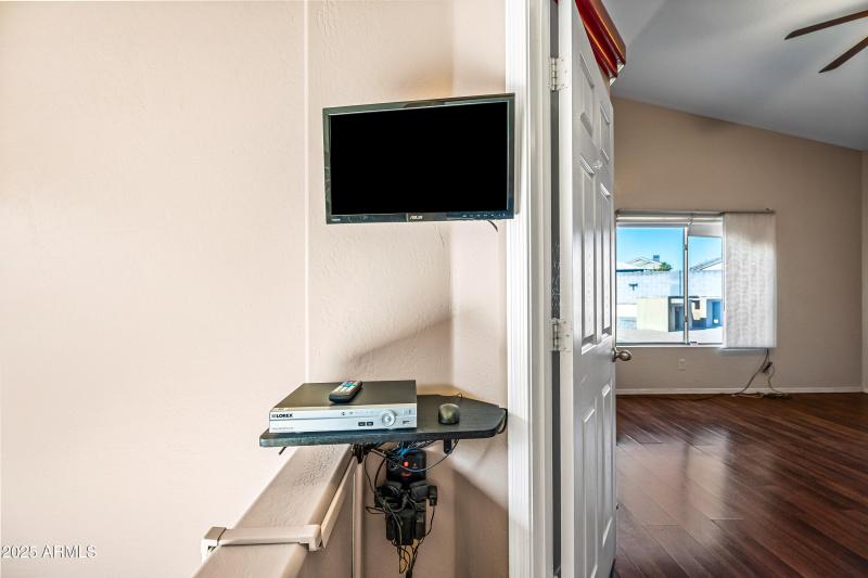 47-14022N127D-ocupix-SEQ