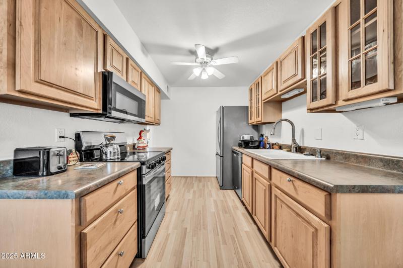 10002 N 97th Dr-15_(2048)