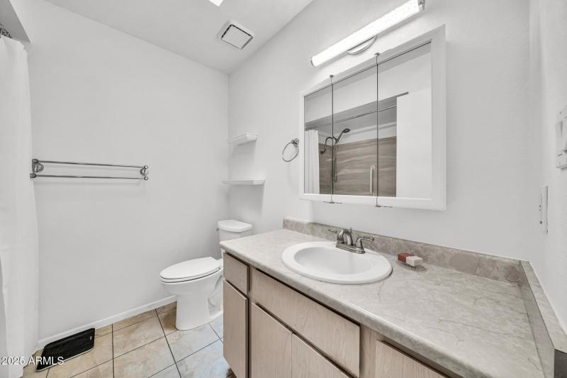 10002 N 97th Dr-26_(2048)