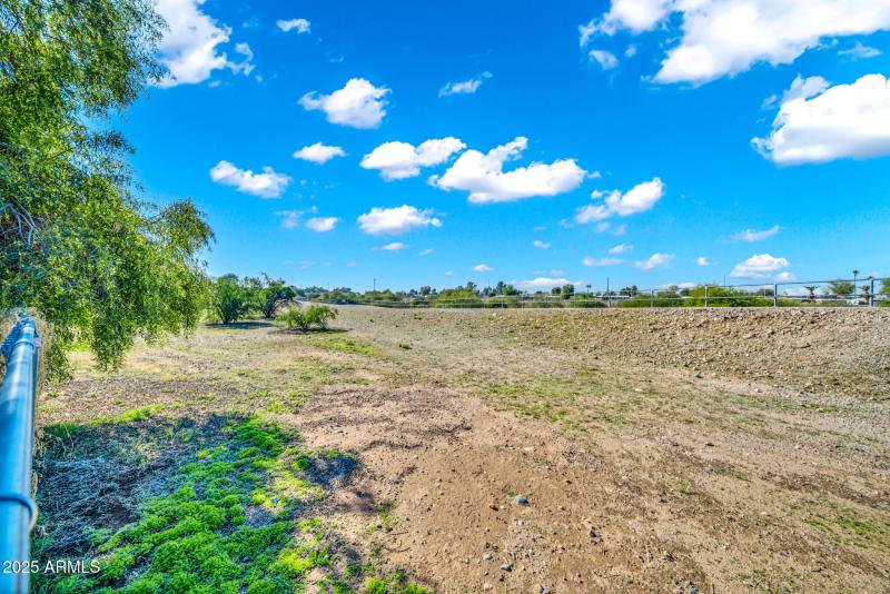 10002 N 97th Dr-28_(2048)