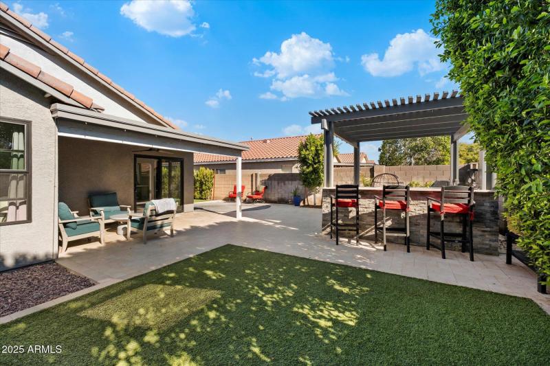 Entertainers Dream Backyard