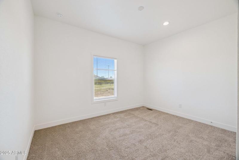 21-web-or-mls-50308-w-wildwood-rd