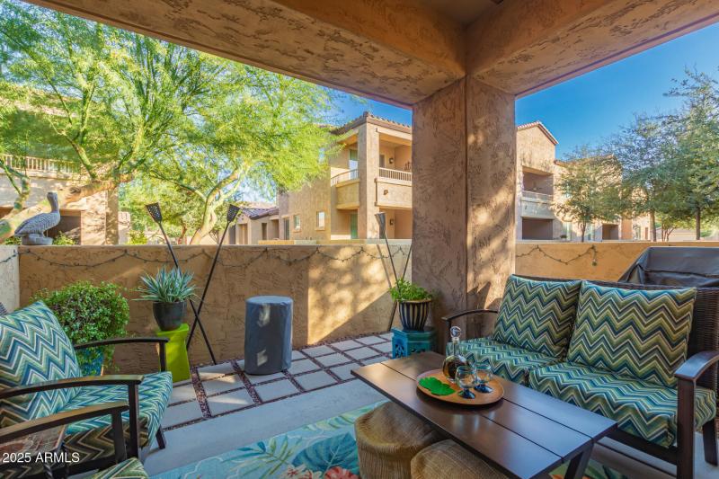 Greenbelt Sides and Back to the Patio