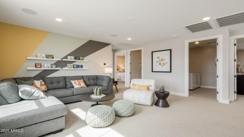 18)loft-bedroom-view