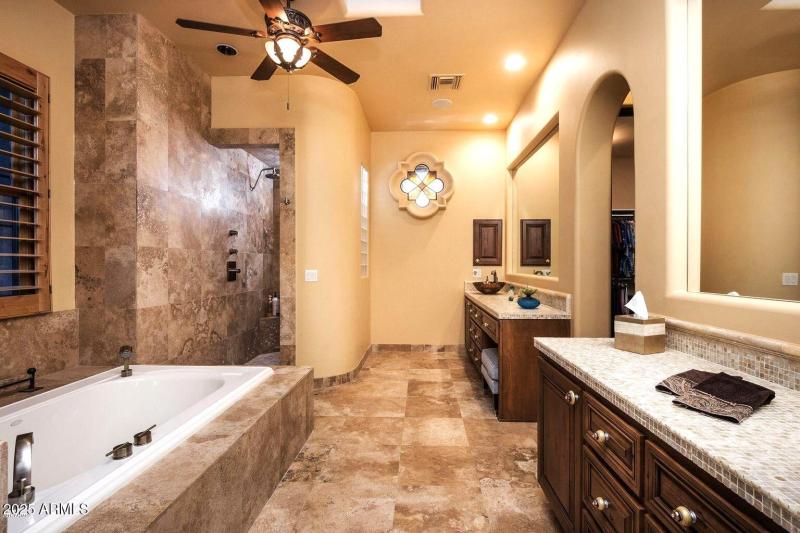 Primary bathroom w/duel vanities
