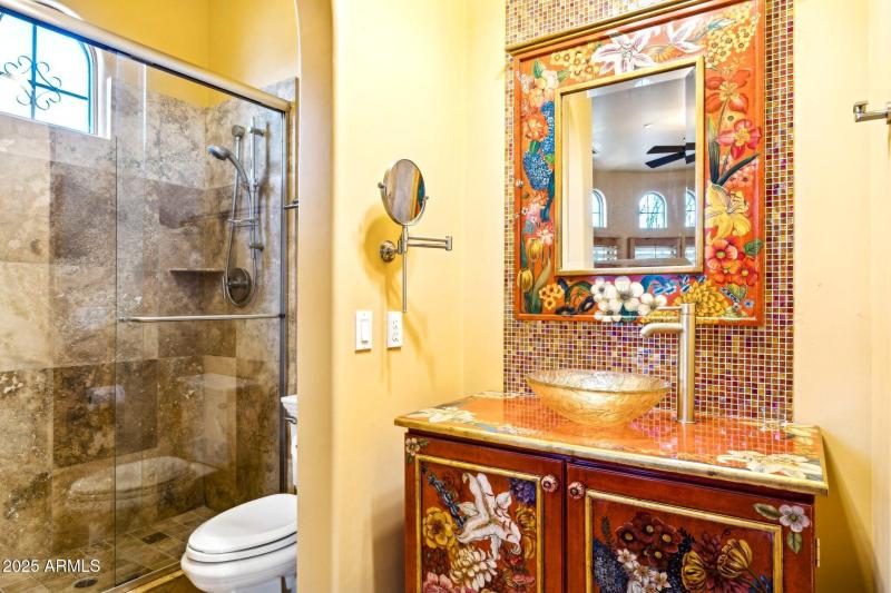 Even the casita has artistic touches