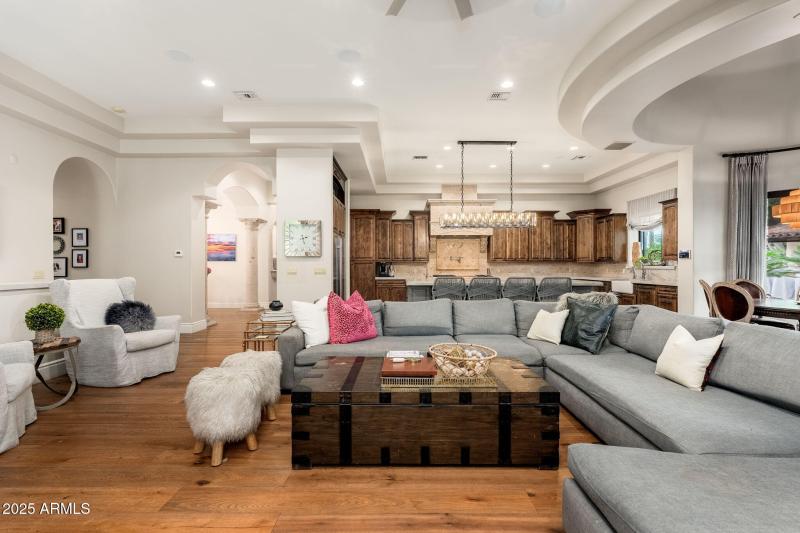 2196 E Champagne Pl - 15