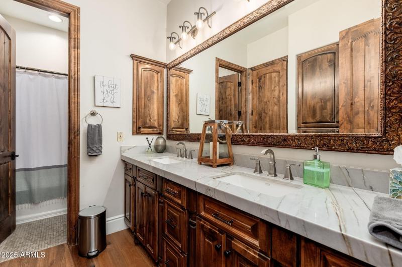 2196 E Champagne Pl - 40