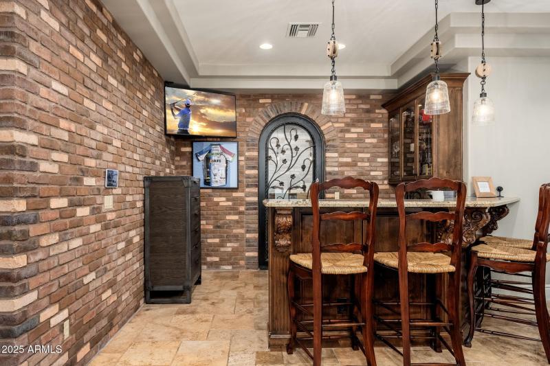 2196 E Champagne Pl - 44