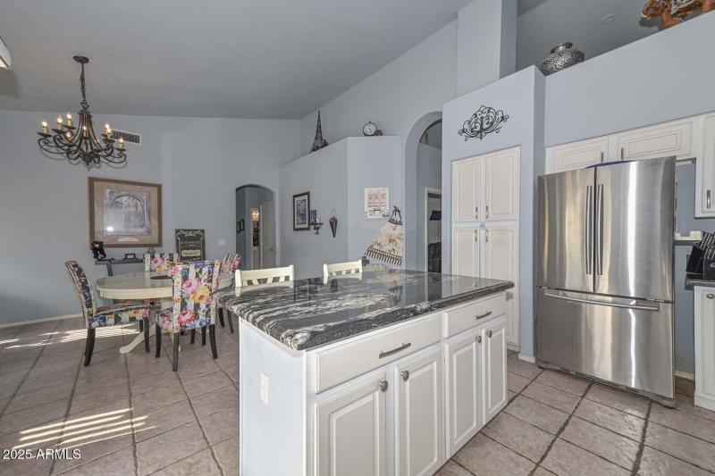 Kitchen-Breakfast Room