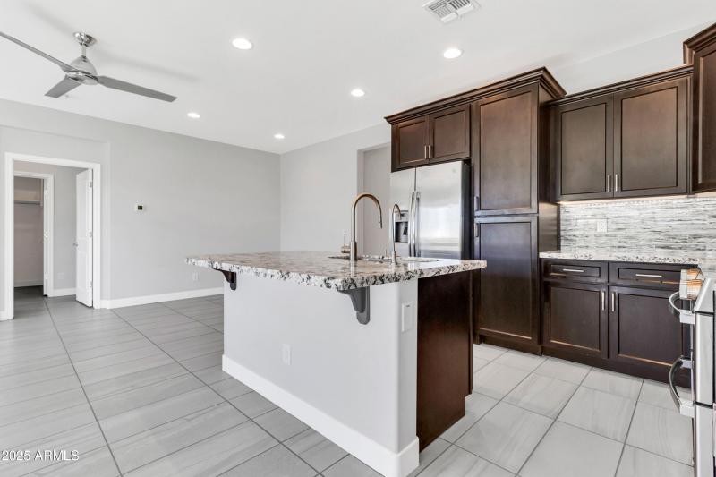 35964 N Desert Tea Dr-11