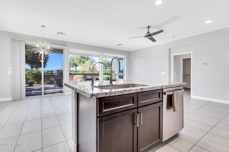 35964 N Desert Tea Dr-12_(2048)