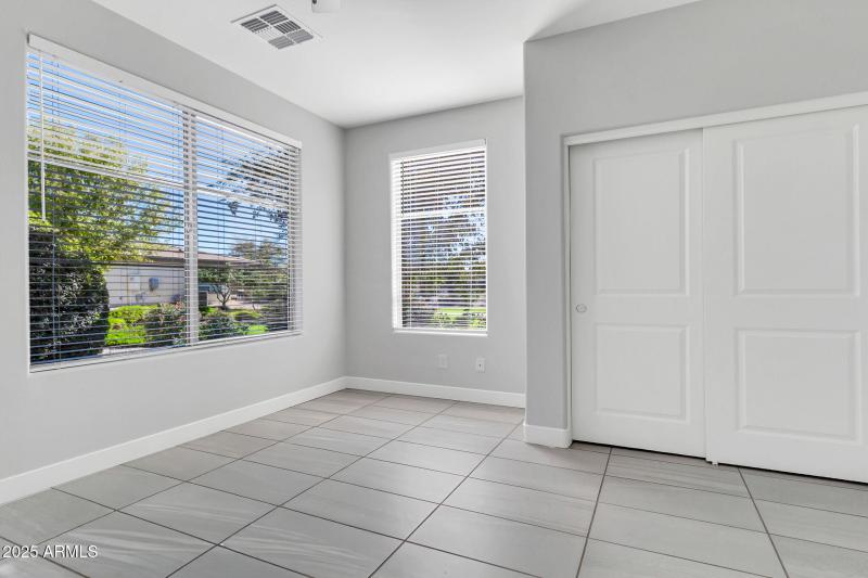 35964 N Desert Tea Dr-24_(2048)