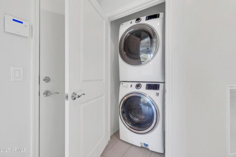 35964 N Desert Tea Dr-28