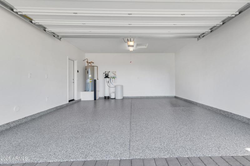 35964 N Desert Tea Dr-30