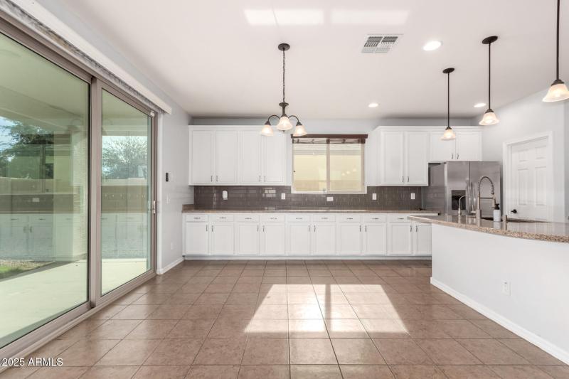 11 - Light, Bright Kitchen and Dining