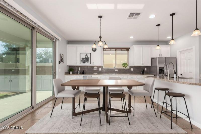 11 VS Dining in Kitchen