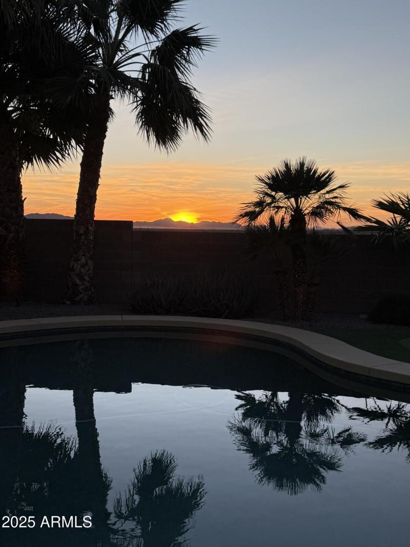 Seller Sunset Photos 2025