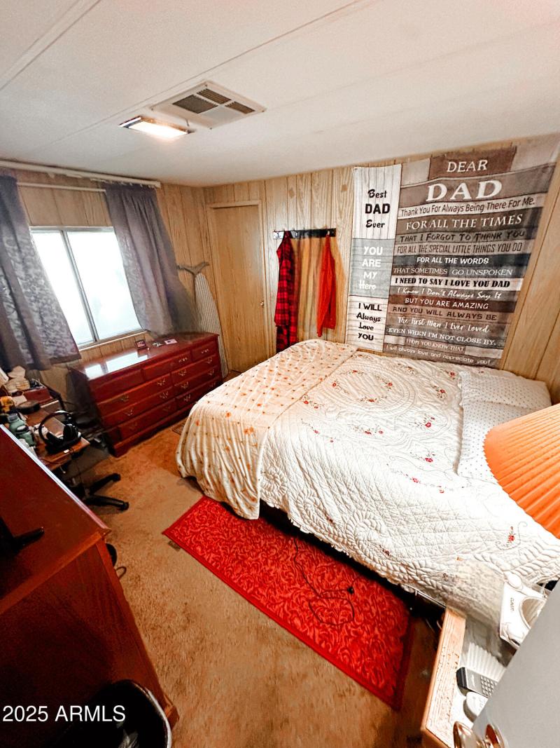 4C117A27-3EEC-4550-BA8F-81FF87A1AEF7