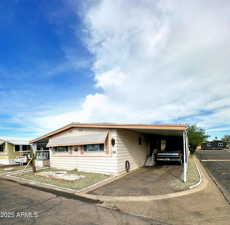 4F8B4E67-A0DB-426C-8152-0A3233804FA5