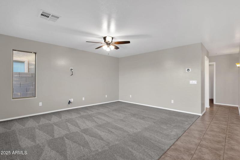 17-web-or-mls-29272-n-yellow-bee-dr (1)