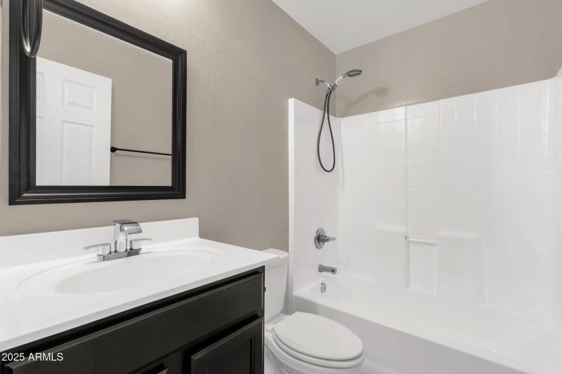 19-web-or-mls-29272-n-yellow-bee-dr (1)