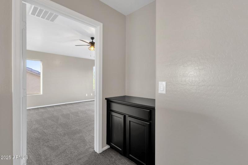 32-web-or-mls-29272-n-yellow-bee-dr (1)