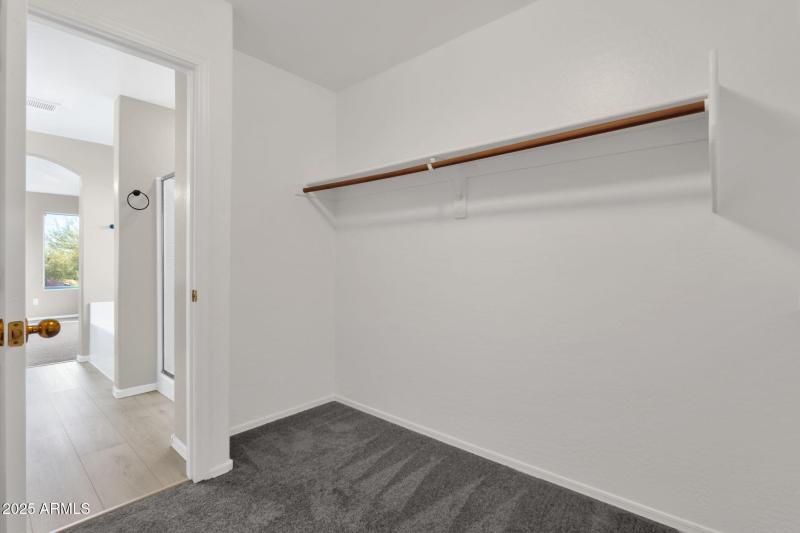 40-web-or-mls-29272-n-yellow-bee-dr (1)