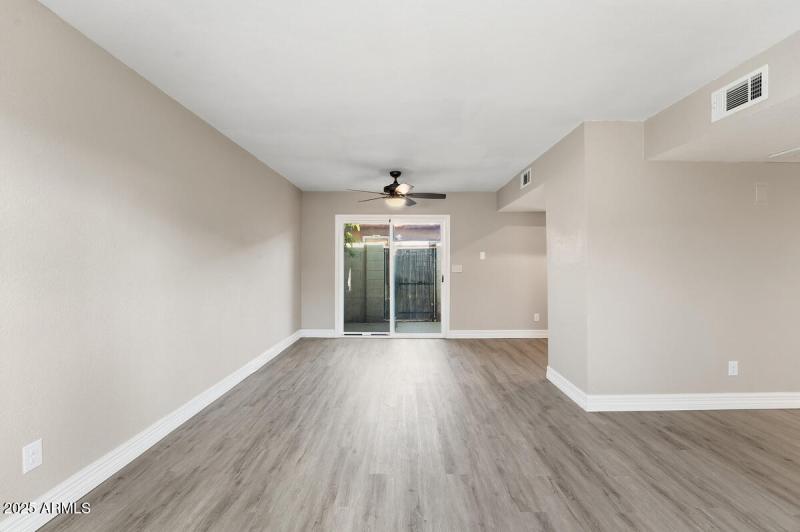 2847 N 46th Ave Unit 10-09