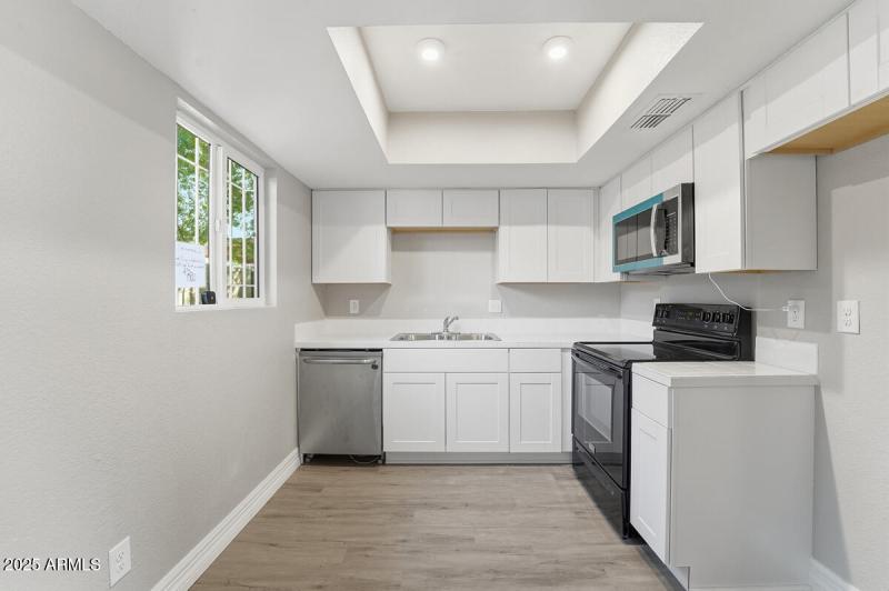 2847 N 46th Ave Unit 10-19